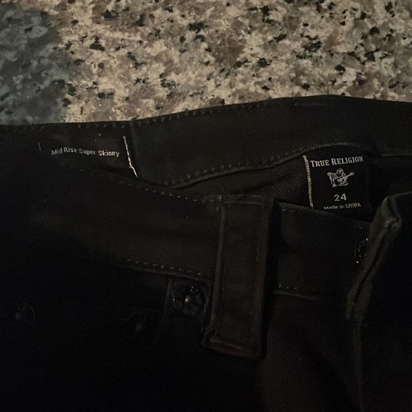 Black Halle true religion and white Stella true religion jeans - Picture 3 of 5